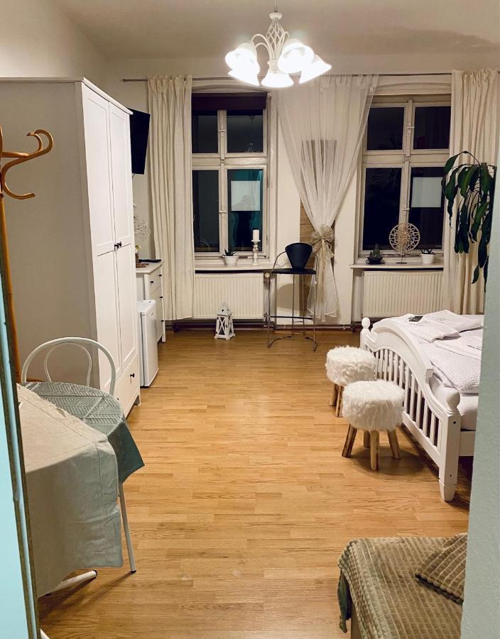 Beauty-Spa Apartment Дечин Екстер'єр фото